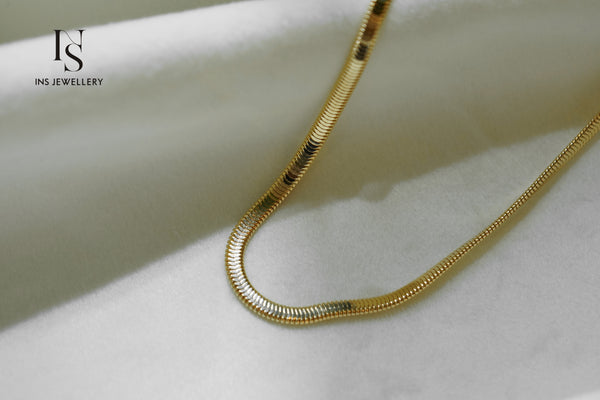 18K Gold Necklace