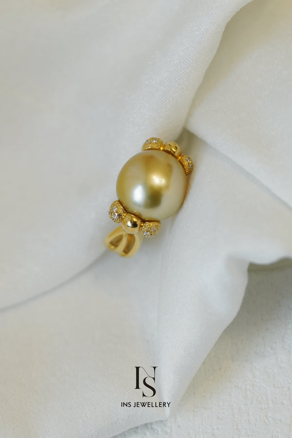 Golden Pearl Ring