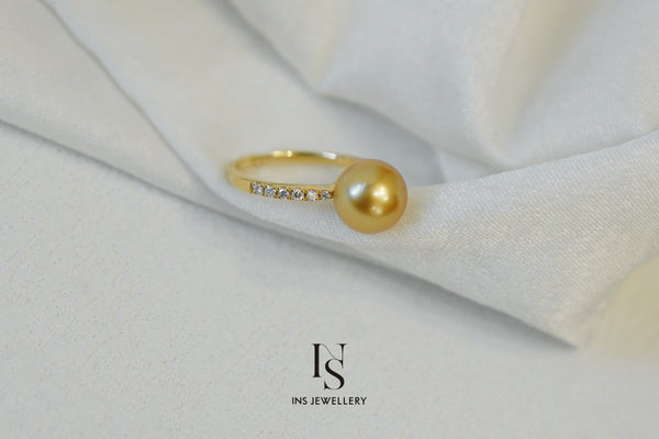 Golden Pearl Ring