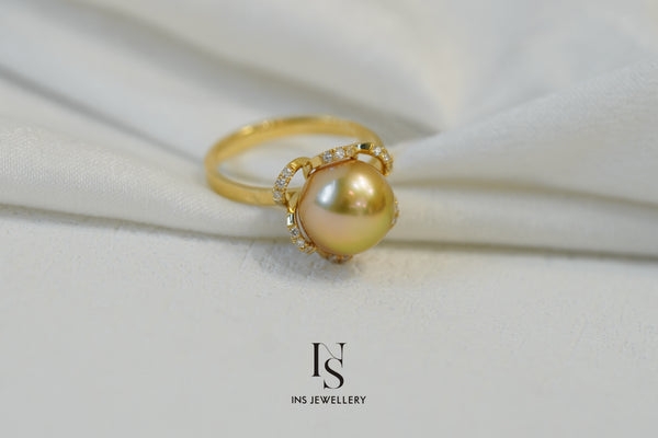 Golden Pearl Ring