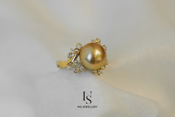 Golden Pearl Ring