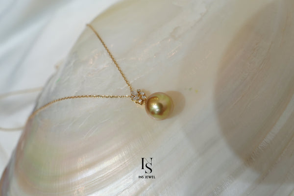 0353 Golden Pearl Necklace