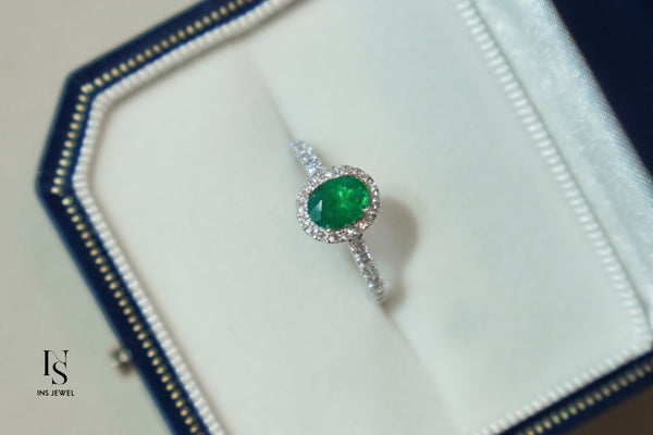 Colombian Emerald Ring