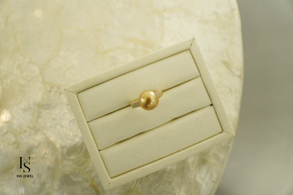 Golden Pearl Ring