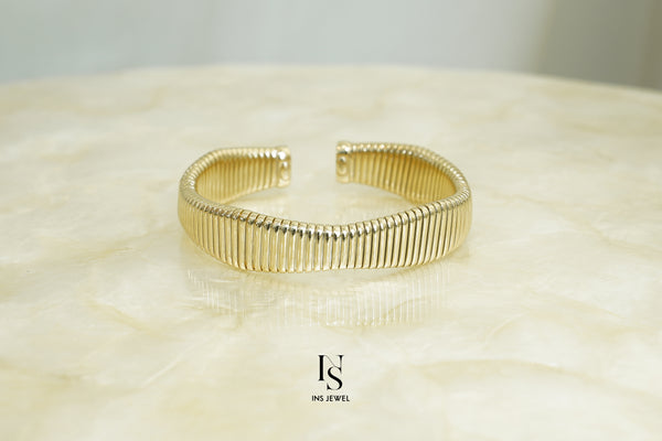 Italy Craftsmanship Bangle
