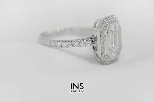 Dual Use 18K White Gold Diamond Ring